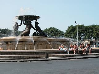 Tritonenbrunnen